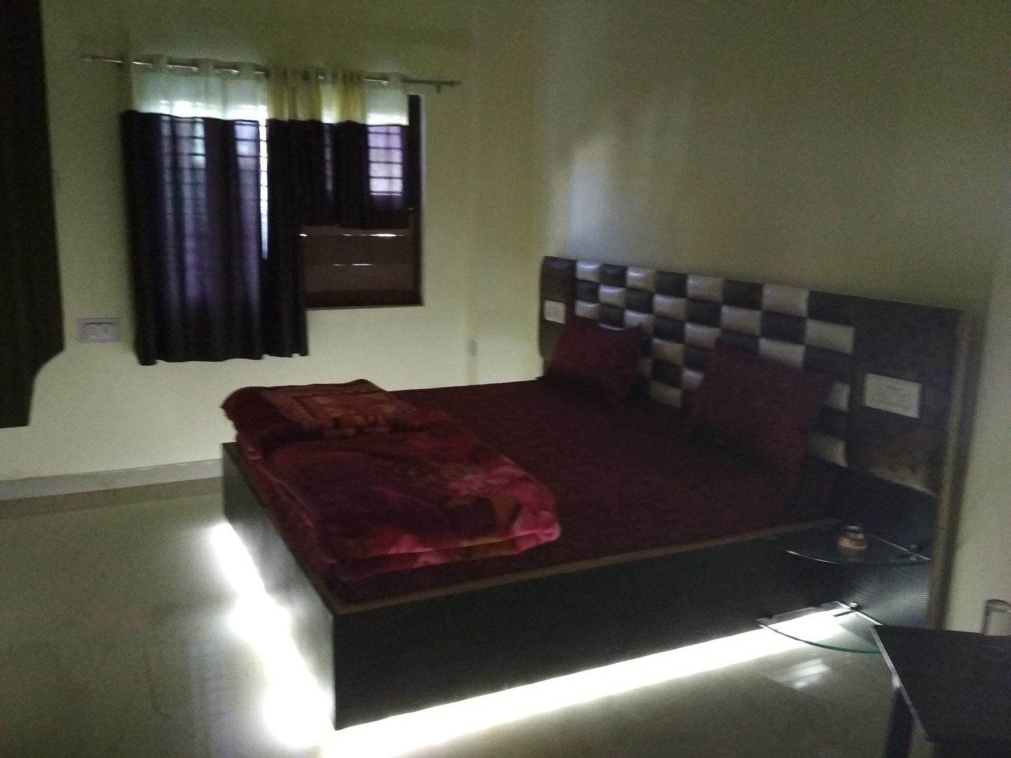Hotel Pragati Palace Mathura Extérieur photo