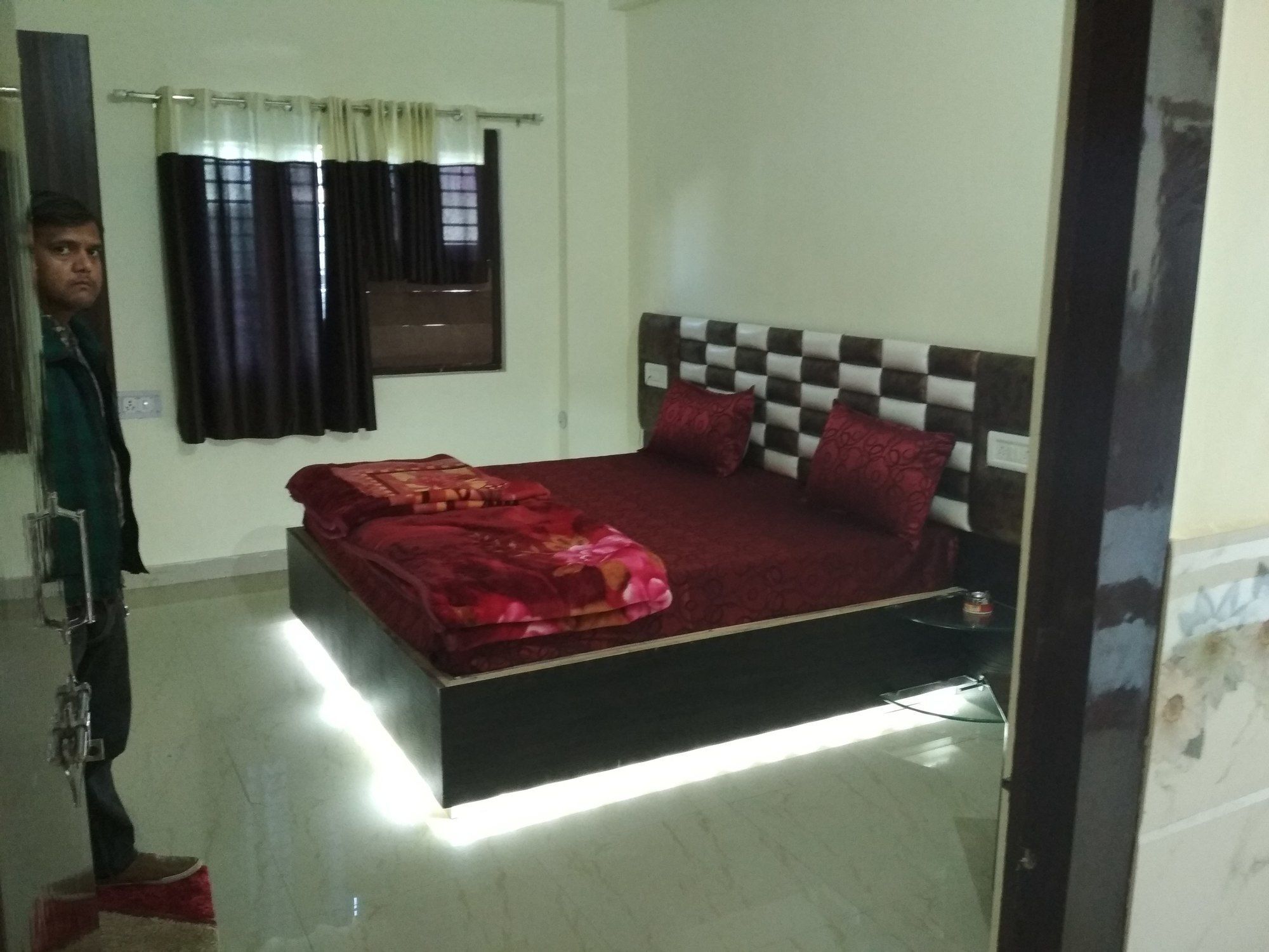 Hotel Pragati Palace Mathura Extérieur photo
