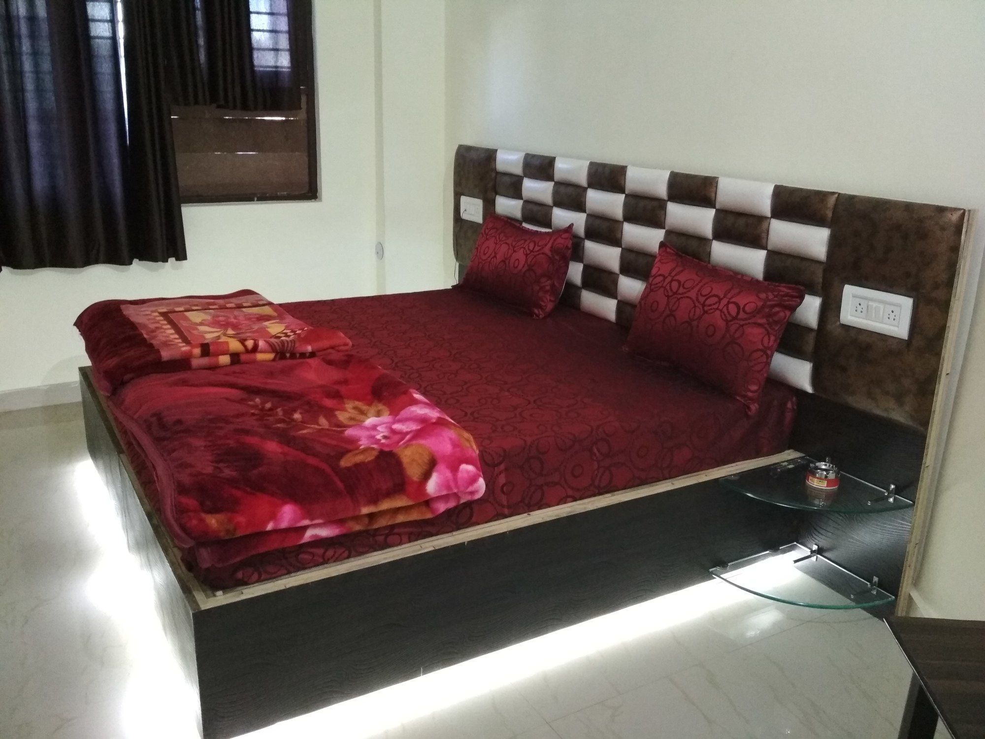 Hotel Pragati Palace Mathura Extérieur photo